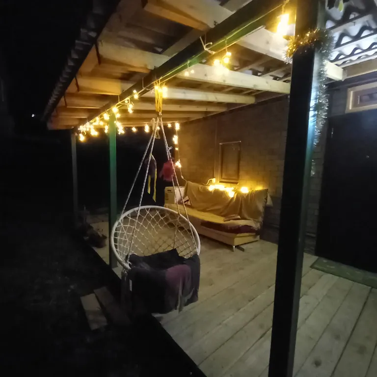 Отдых в уютном, уединенном домике на 6 сотках.