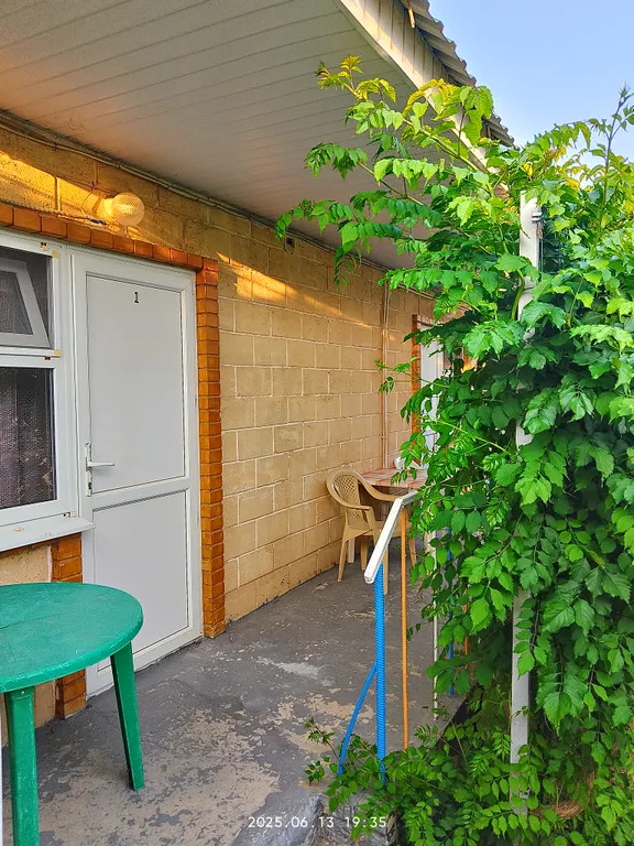 Квартира Квартира Комфортные комнаты для отдыхающих. Посуточно. — Кучугуры