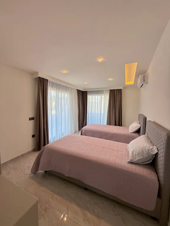 SA Apartments, Luxury 2BD Duplex