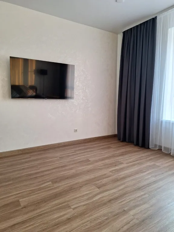 Уютная квартира с видом на озеро.