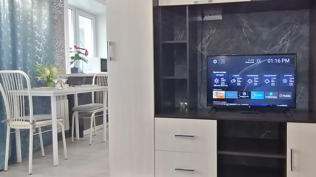 Квартира с панорамным видом на город у аэропорта