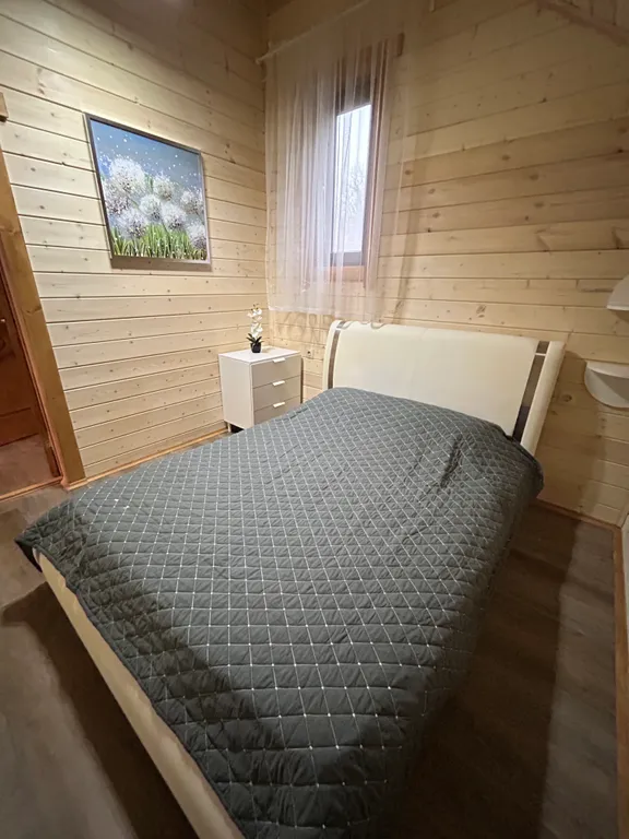 Коттедж с бассейном и сауной