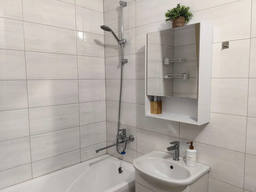 Квартира с отличной транспортной доступностью: ж/д вокзал и Севмаш