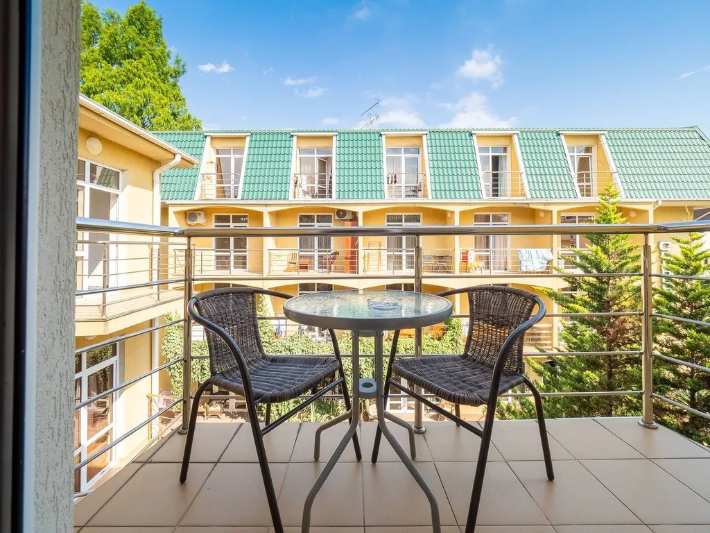 Квартира Квартира Уютная студия у моря с теплым бассейном — Сириус