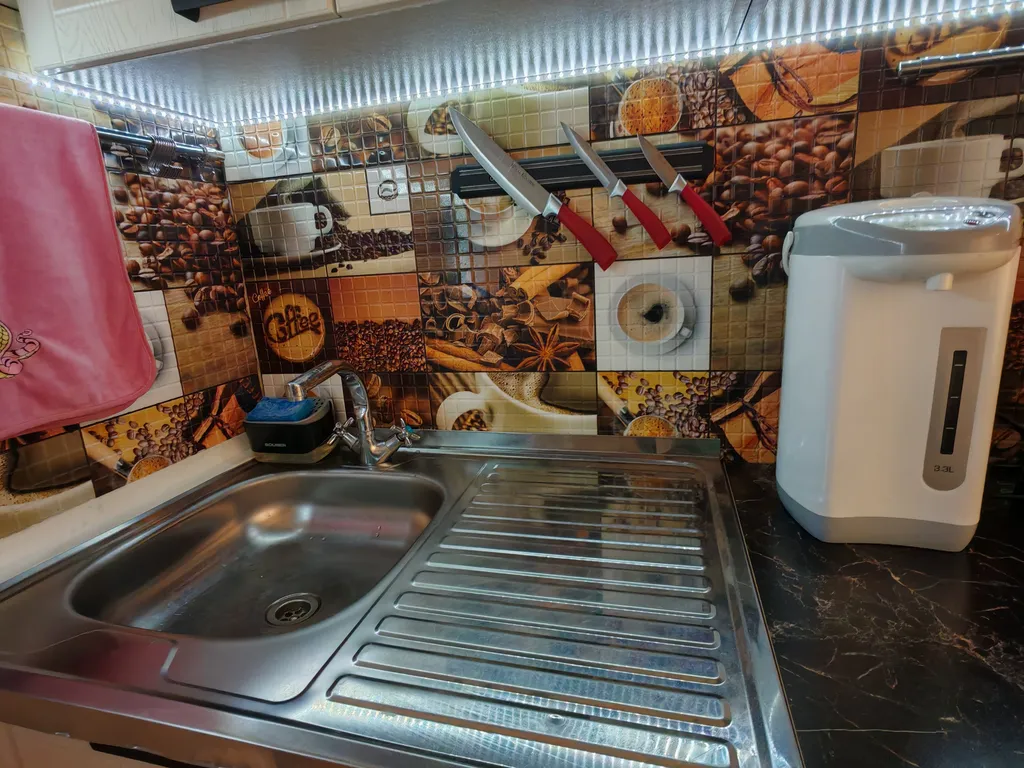 Светлая, уютная однокомнатная квартира в 10 минутах от источников ждет вас