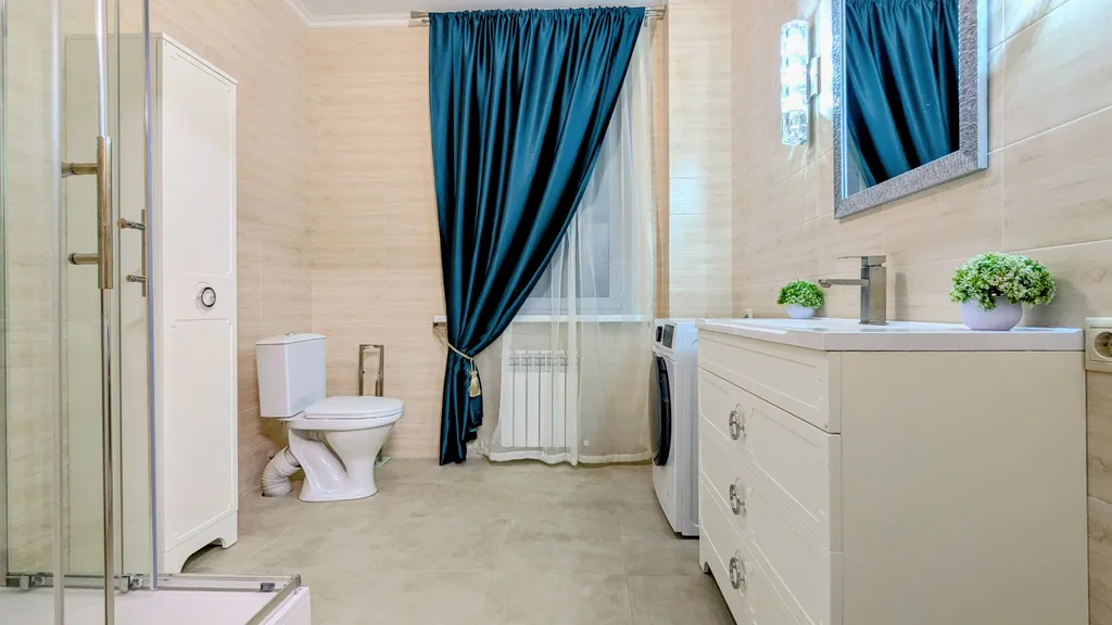 Дом с бассейном, сауной и бильярдом