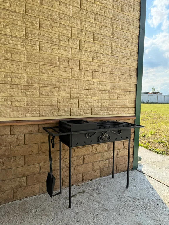 Уютный дом недалеко от города