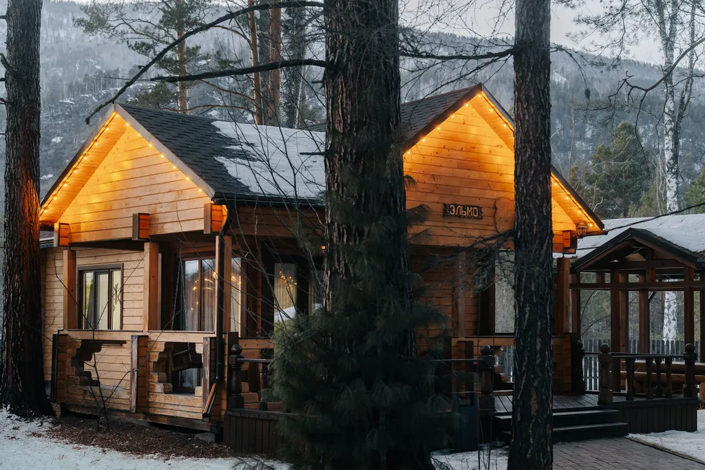 Уютный дом Эльмо с видом на лес, террасой и беседкой