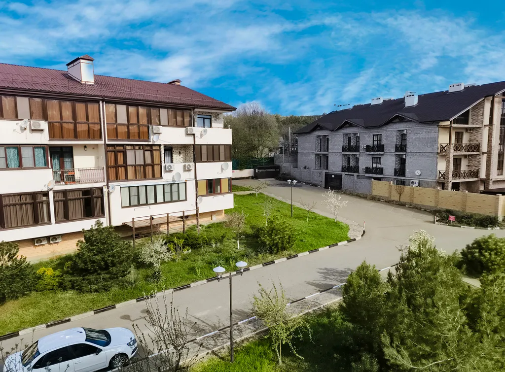 Двушка в 100 метрах от пляжа Факел