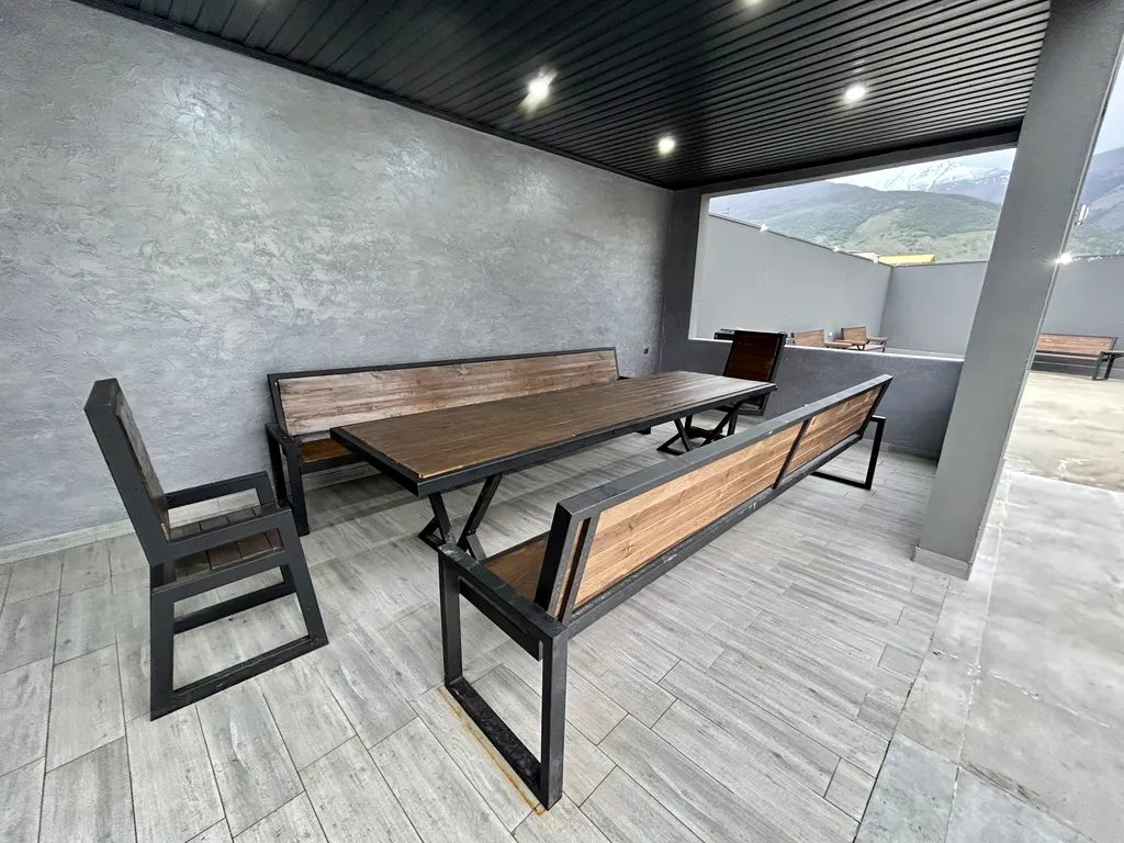 Дом в горах с теплым бассейном