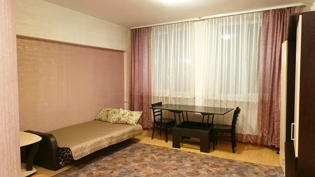 Большая комната в центре города