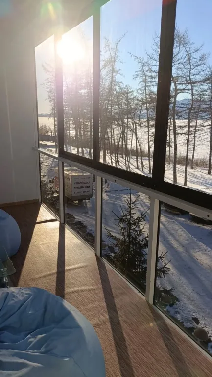 Уютная студия с красивым видом на озеро Банное