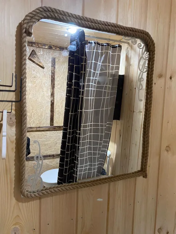 Домик под лесом