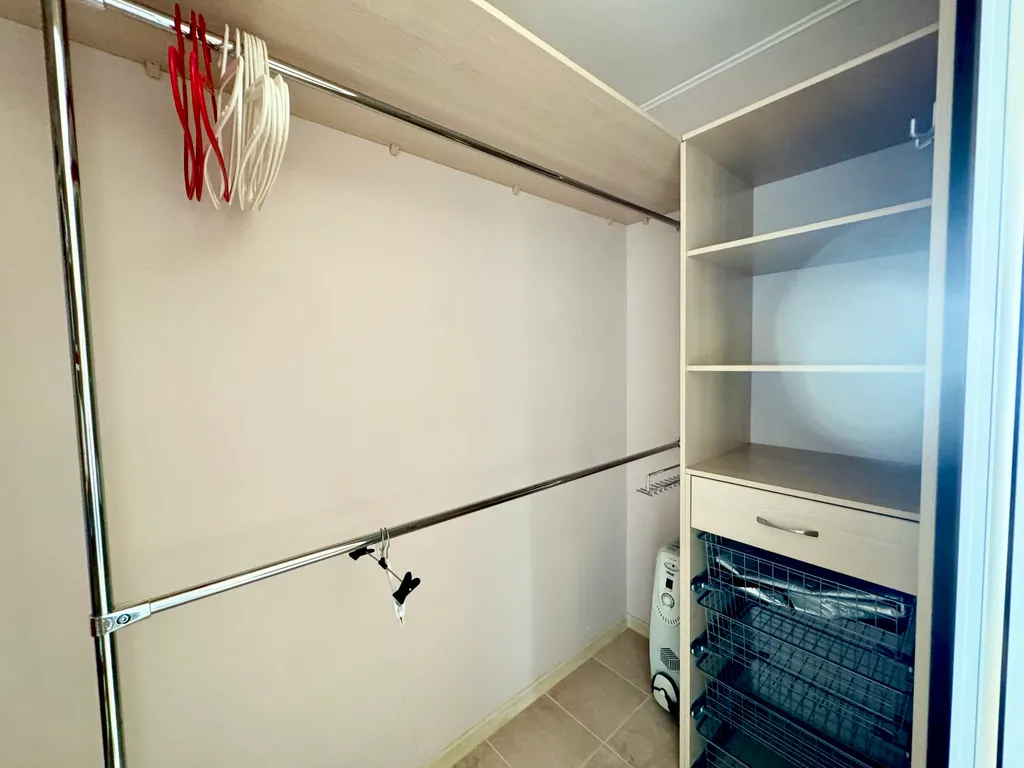 Дом с бассейном