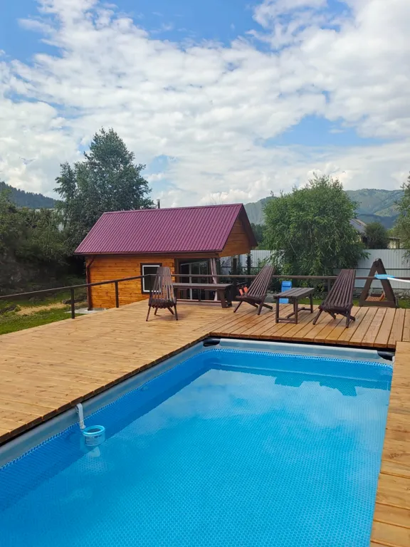 Эко-вилла с видом на Катунь и остров