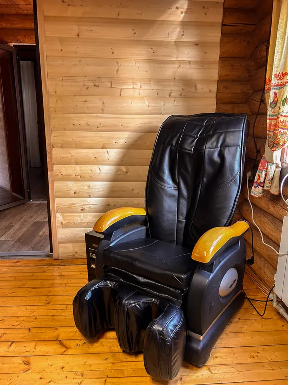 Коттедж с тремя спальнями, русской баней и бассейном