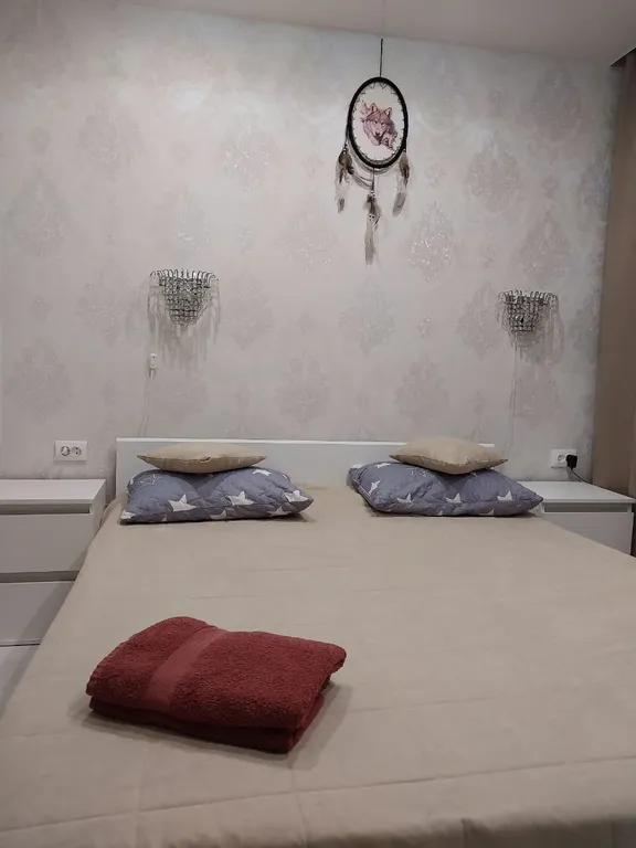 Улучшенная трехкомнатная квартира рядом с гостиницей