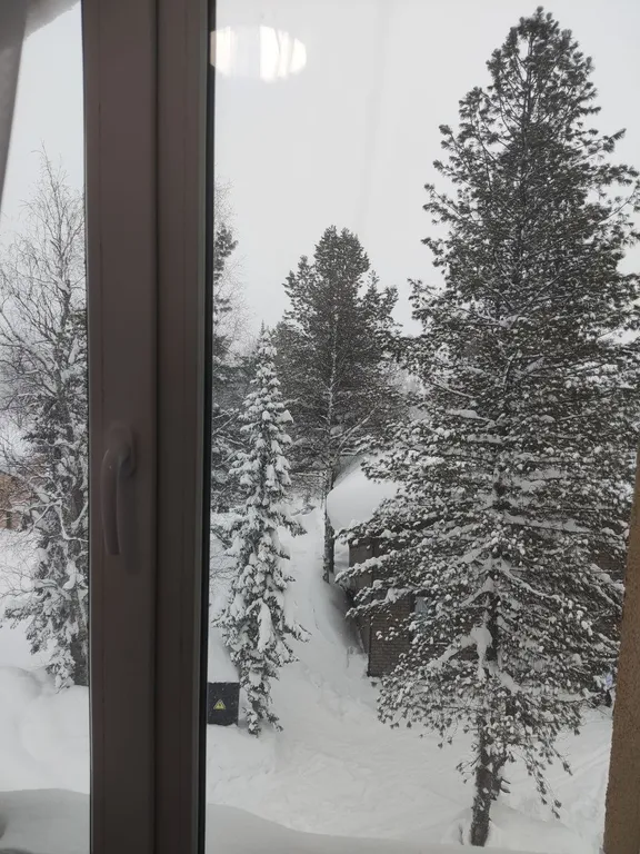 Апартамент 3 спальни + 2 с/у на 3-м этаже