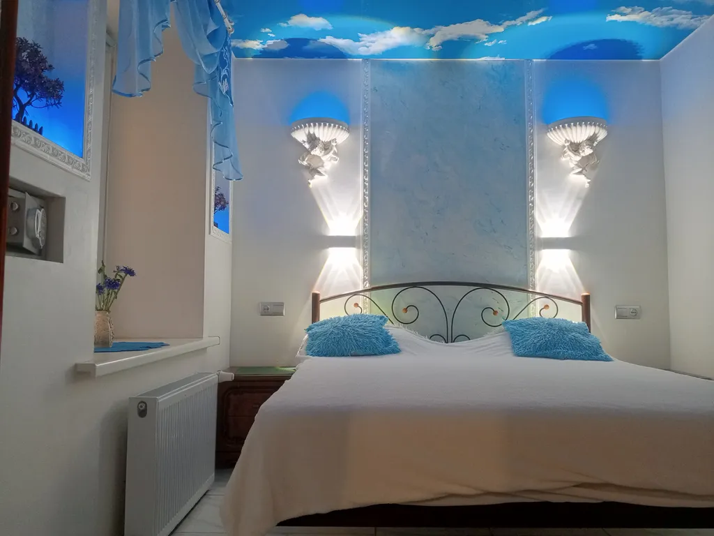 Уютная квартира в самом центре города — аренда посуточно в Феодосия