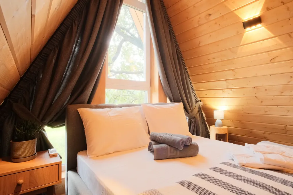 Дом A-frame Lux с дровяной купелью и мангальной зоной.