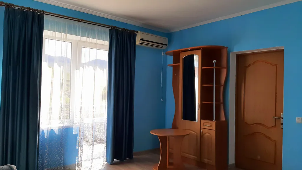 "Номер улучшенный с видом на горы"