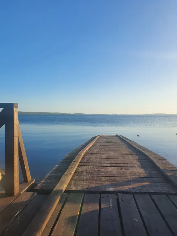 Уютный дом на берегу водохранилища