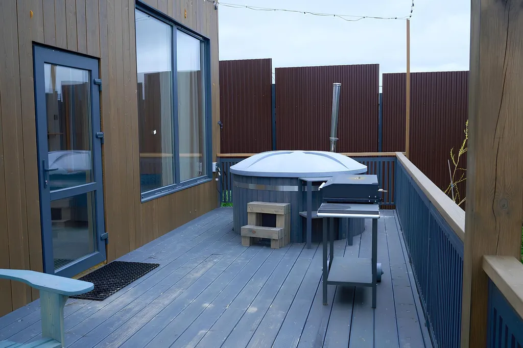 Уютный дом с баней и горячей купелью