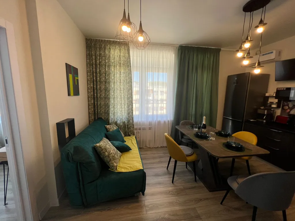 41 Евротри с бассейном на 5 человек