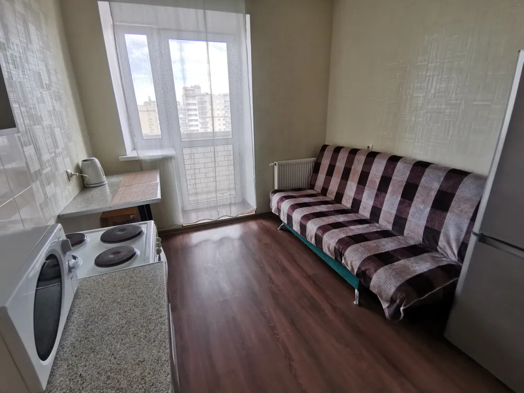 Квартира в районе ТЦ Кристалл