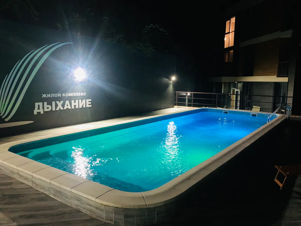 1-комнатная квартира с бассейном