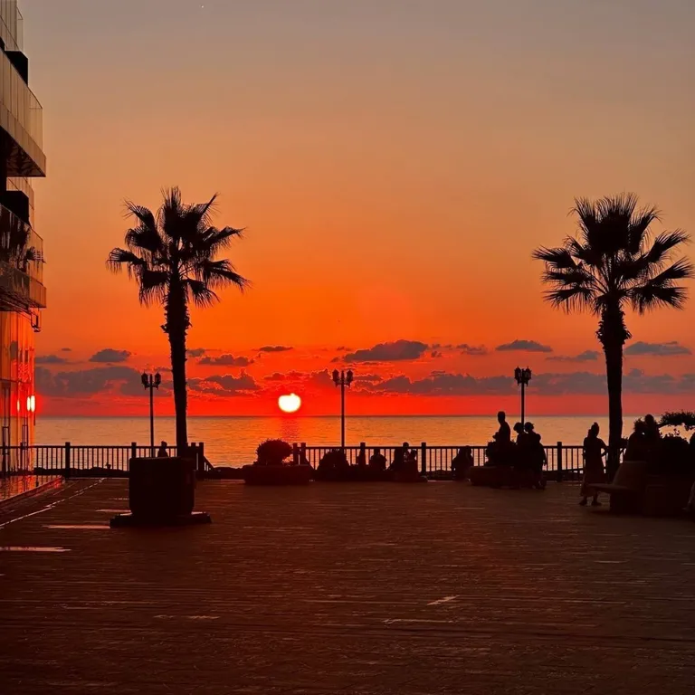 Квартира Квартира Студия в 100 метрах от моря — Батуми