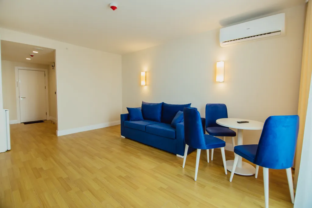 Апартамент с видом на море, на первой линии