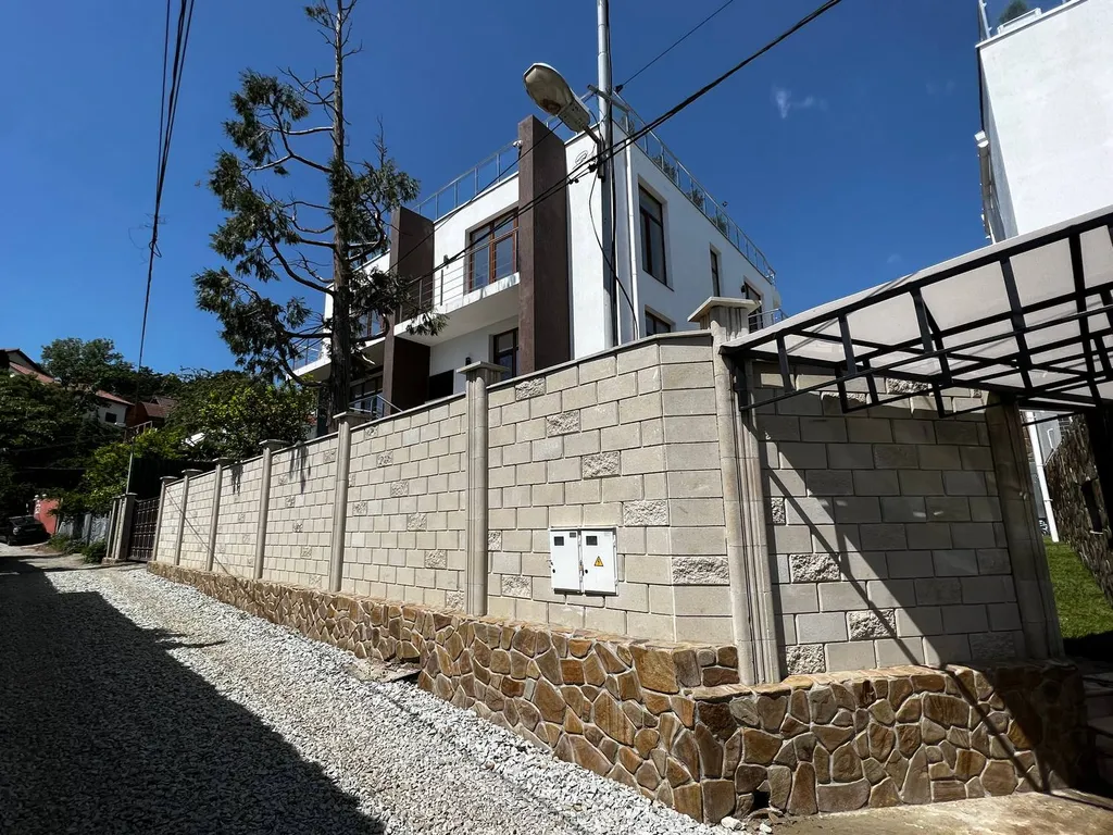 Вилла с видом на море