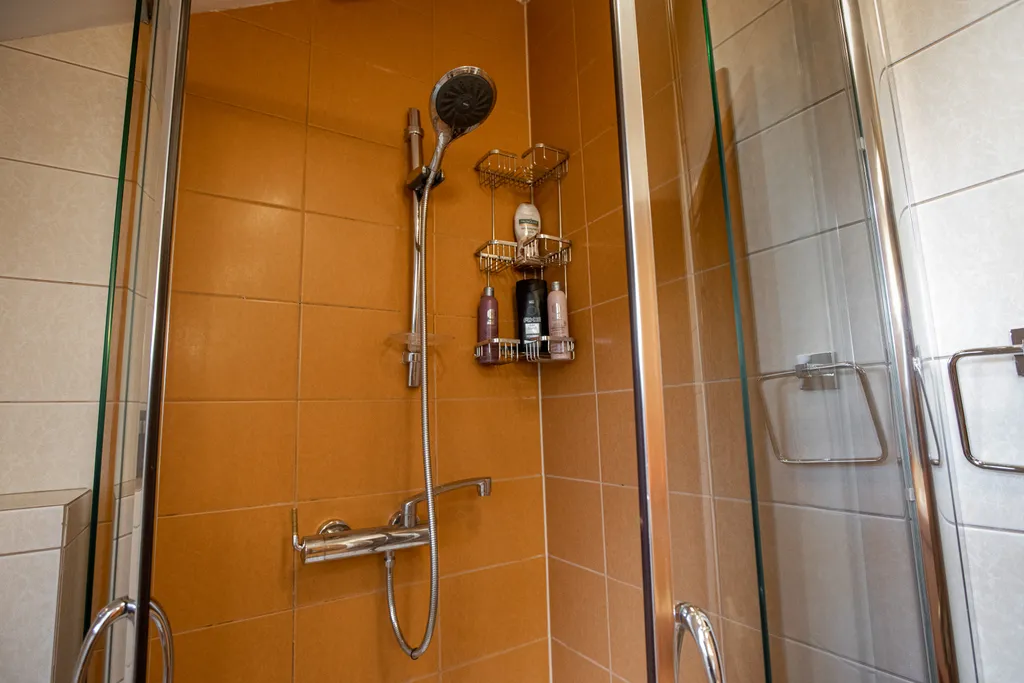 Семейный таунхаус с камином и сауной