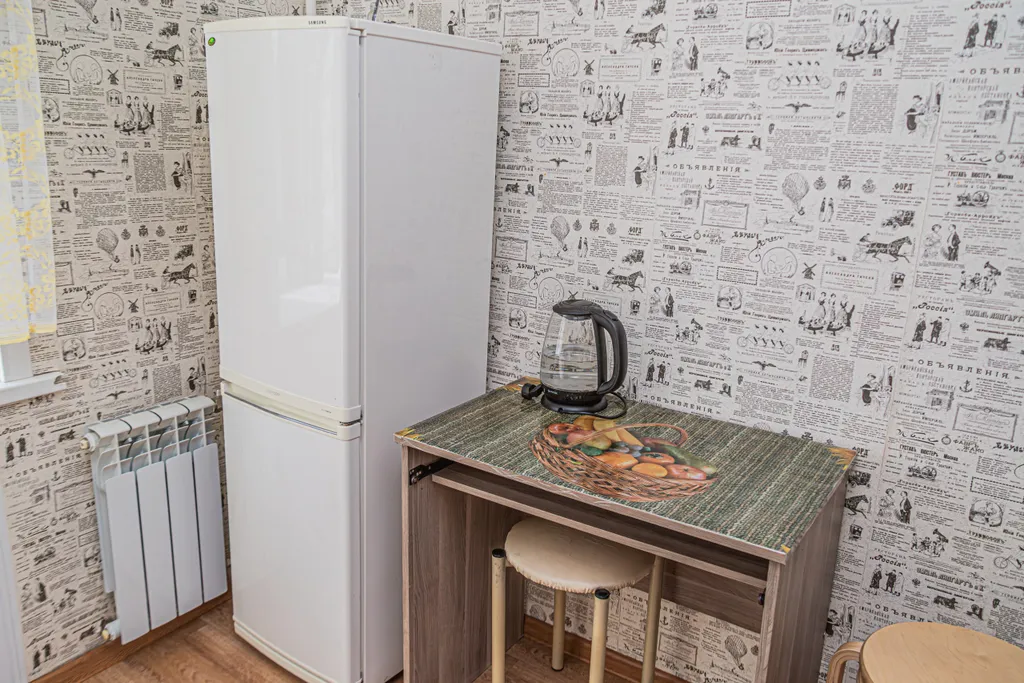 Калина Юрга у кинотеатра Эра