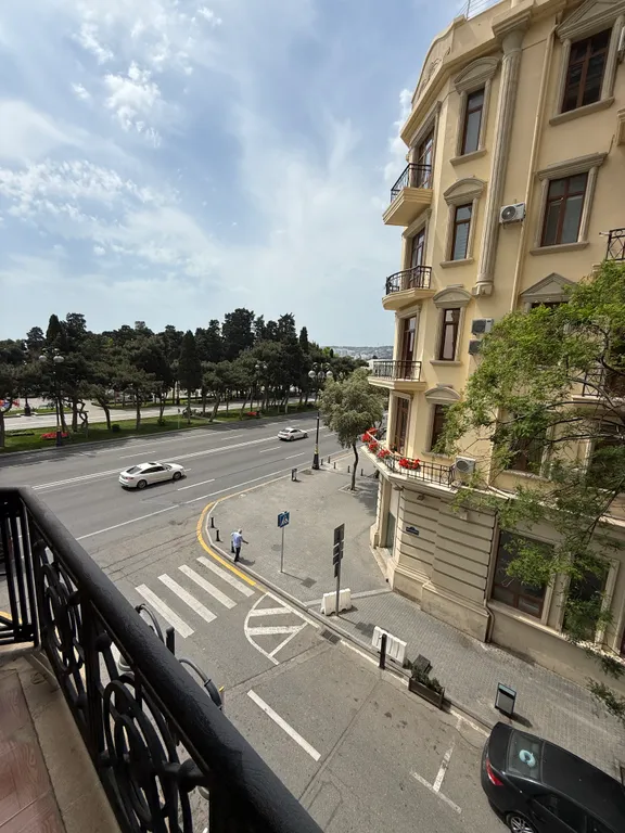 Cosy 2 Bdr Apartment by Centric