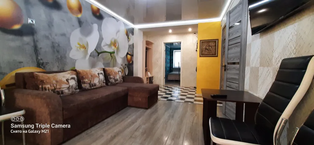 Квартира 3-комнатная квартира в центре города — Евпатория