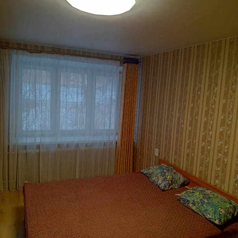 Квартира недалеко от центра, вокзала и автовокзала