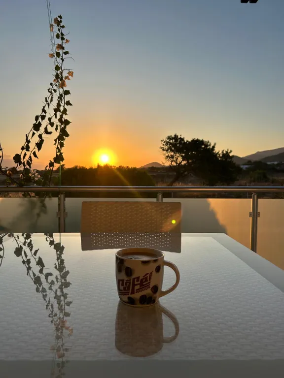 Уютная квартира на берегу моря с видом на горы — аренда посуточно в Татлису (Аканту)