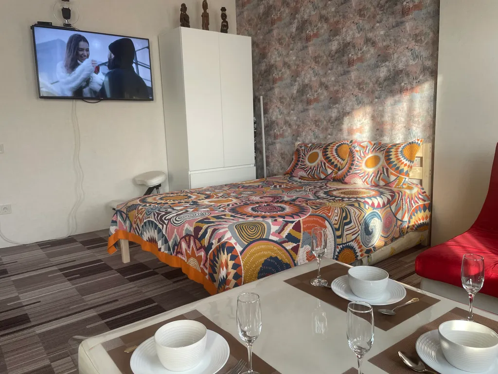 Квартира с видом на горы и недалеко от моря