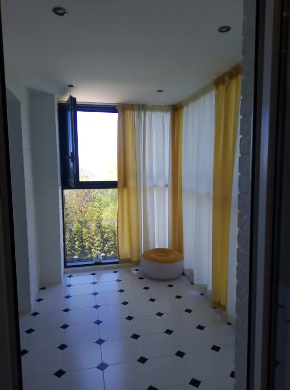 Студия в элитном доме с видом на море