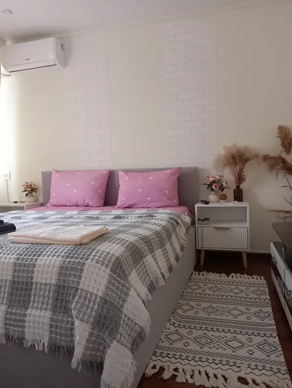 Уютная квартира в очень удобном месте с видом на горы