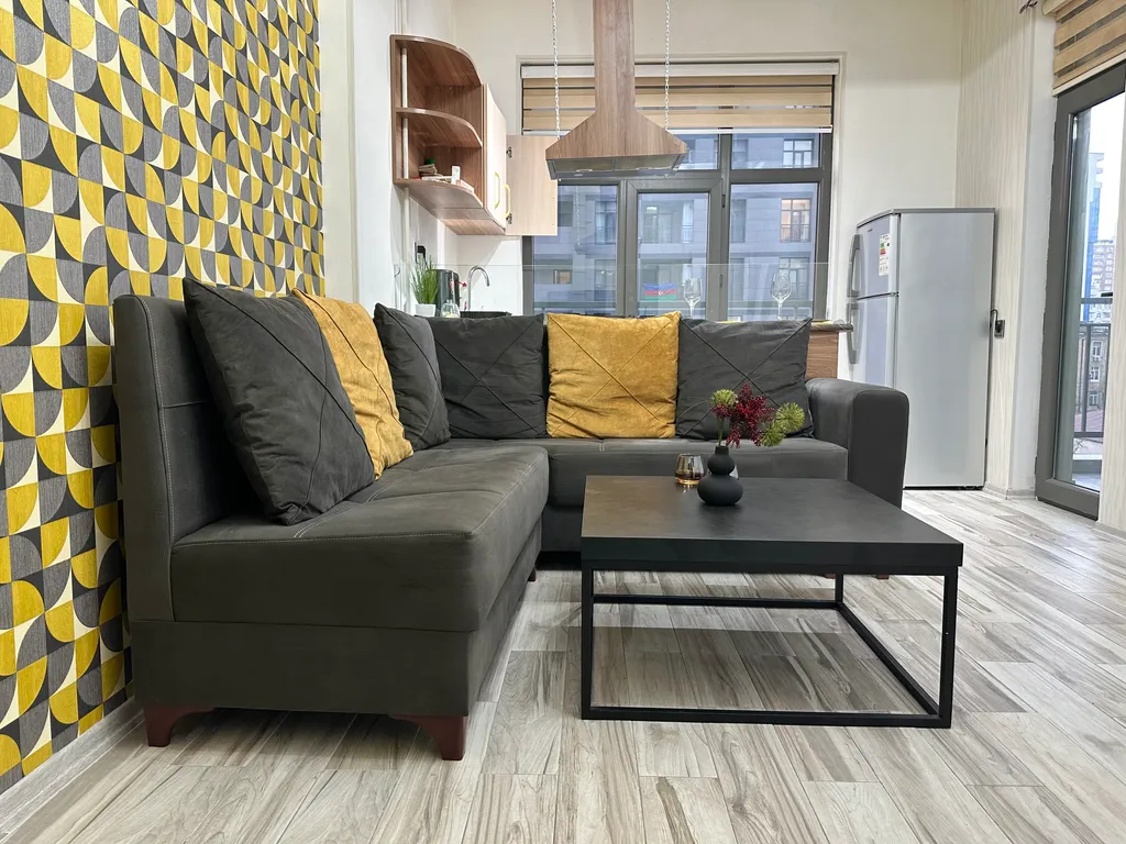 Yellow suite Аpartment