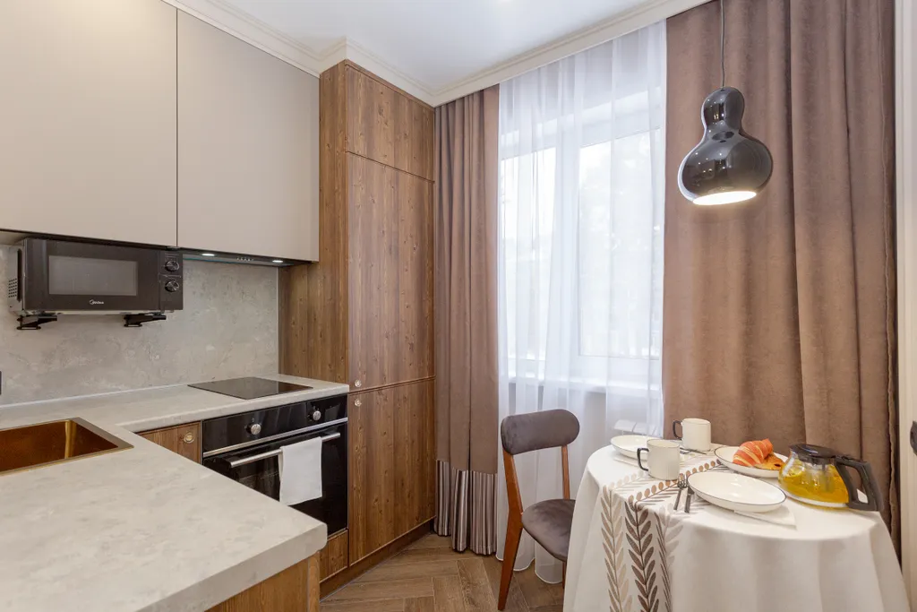 Комфорт-плюс с колонкой Алисой в академгородке