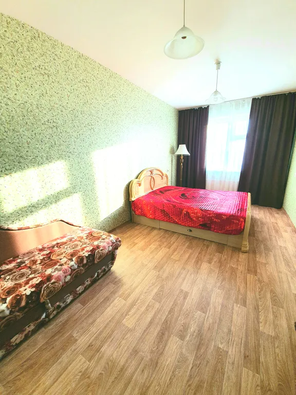 Хорошая квартира рядом с Планетой