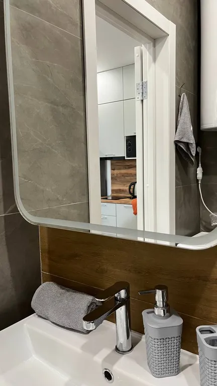 Квартира с посудомойкой, балконом и бассейном