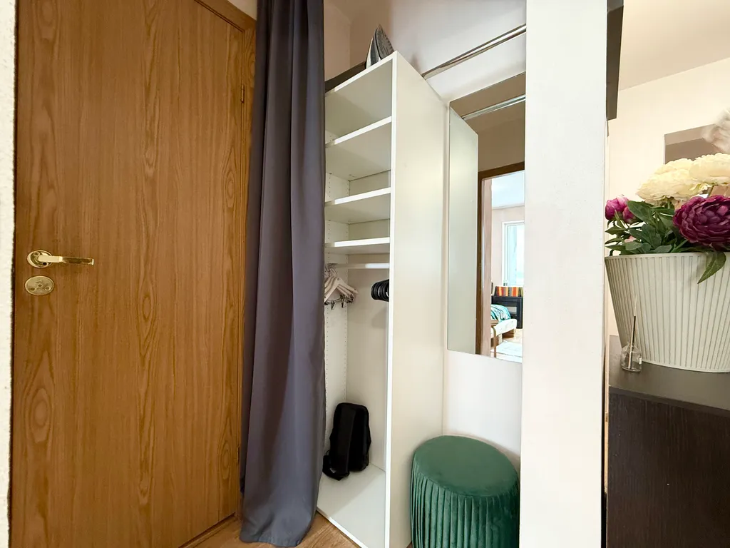 Семейная с камином