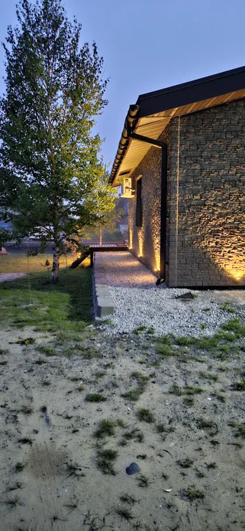 Дом, баня, чан, рядом с морем п.Волчанец кп.Венеция Приморский край