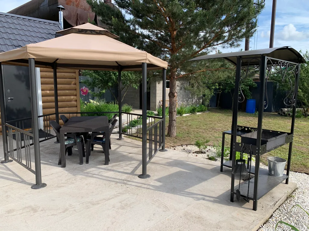 Уютный загородный дом с баней