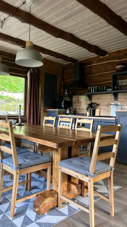 Просторное шале с видом на горы без соседей